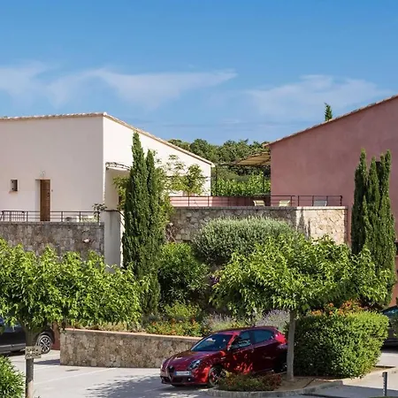 3p 6/7 Capra Scorsa Apartment